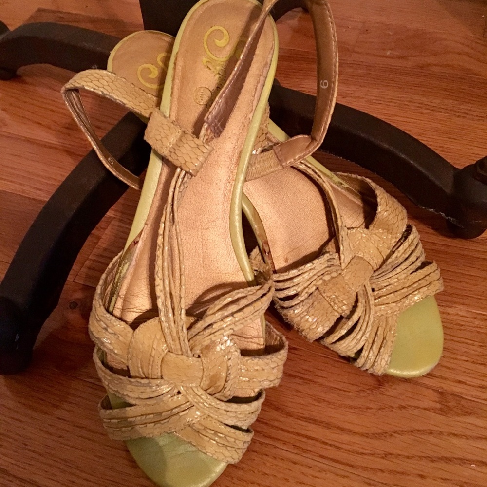 Anthropologie Seychelles Yellow Sandals